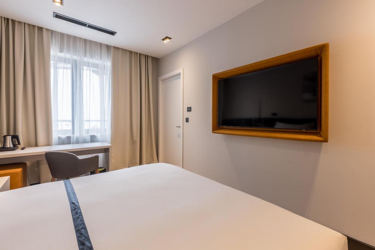 Cora Hotel Split Exteriör bild