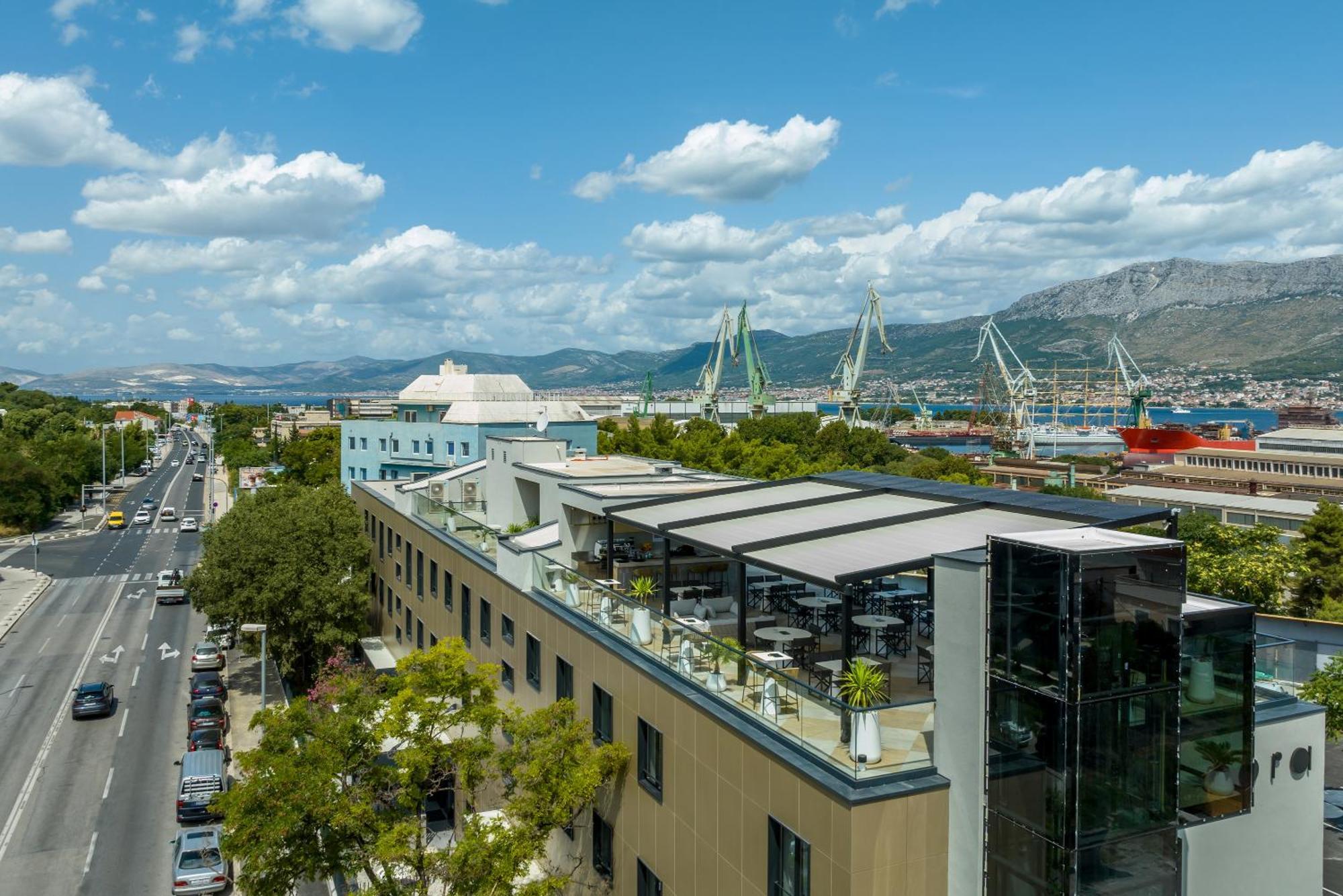 Cora Hotel Split Exteriör bild